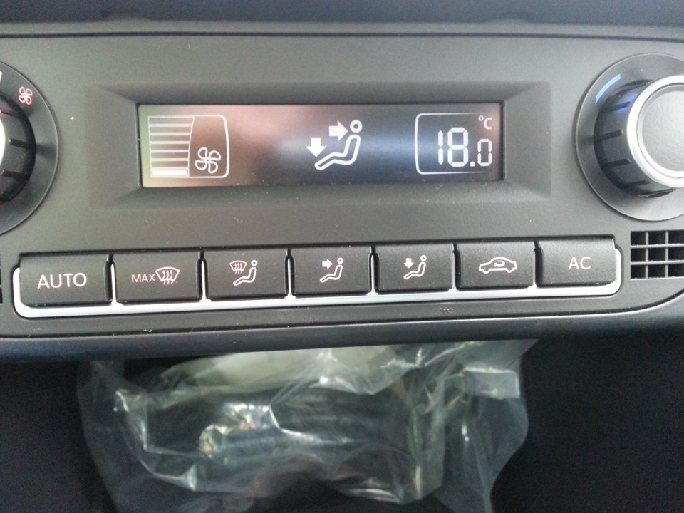 Как пользоваться климат контролем в автомобиле фольксваген поло лифтбек