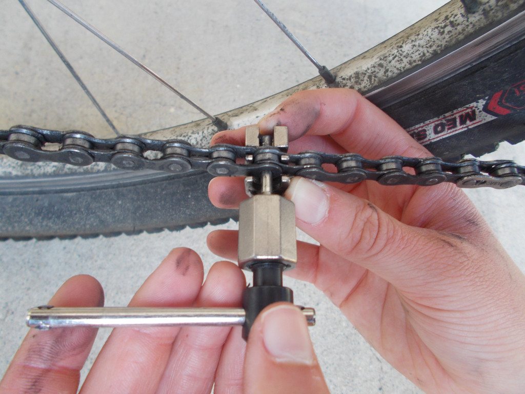Как правильно подтянуть цепь на велосипеде