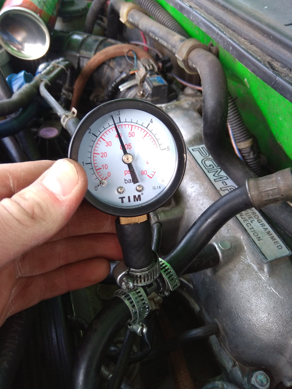 Регулятор давления топлива: симптомы неисправности, проверка, ремонт