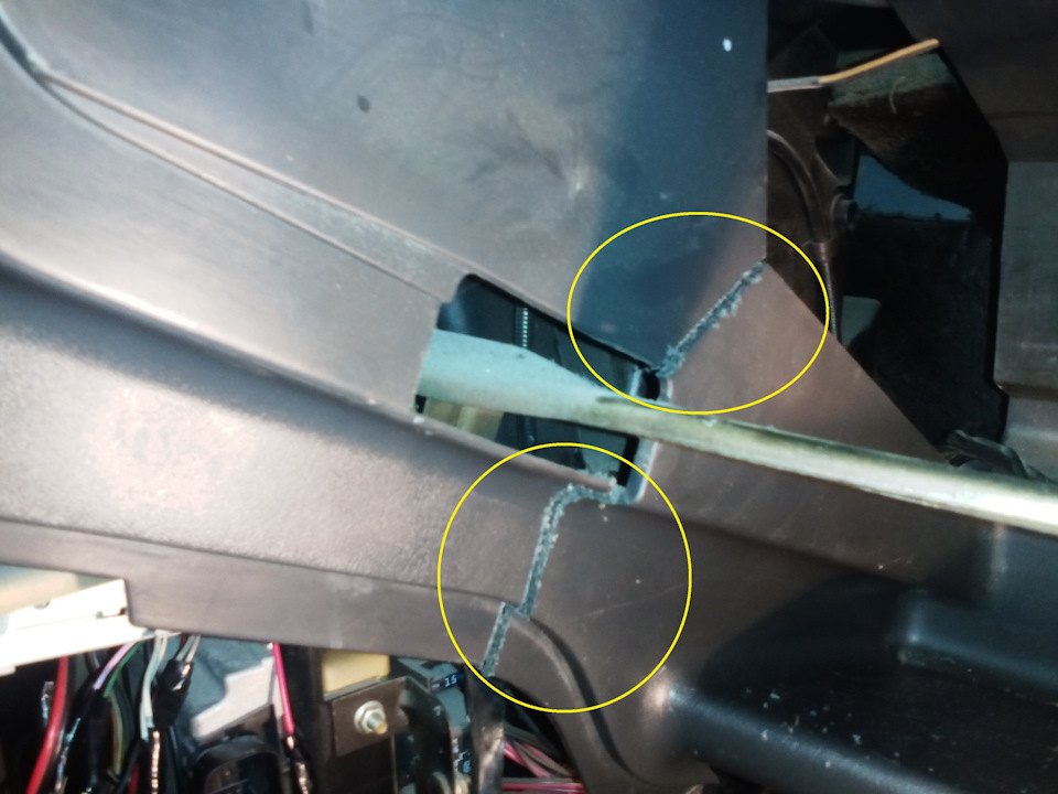 Как заменить радиатор печки ВАЗ 211415 своими руками Подробный алгоритм работ с демонтажем передней панели и без него Советы профессионалов
